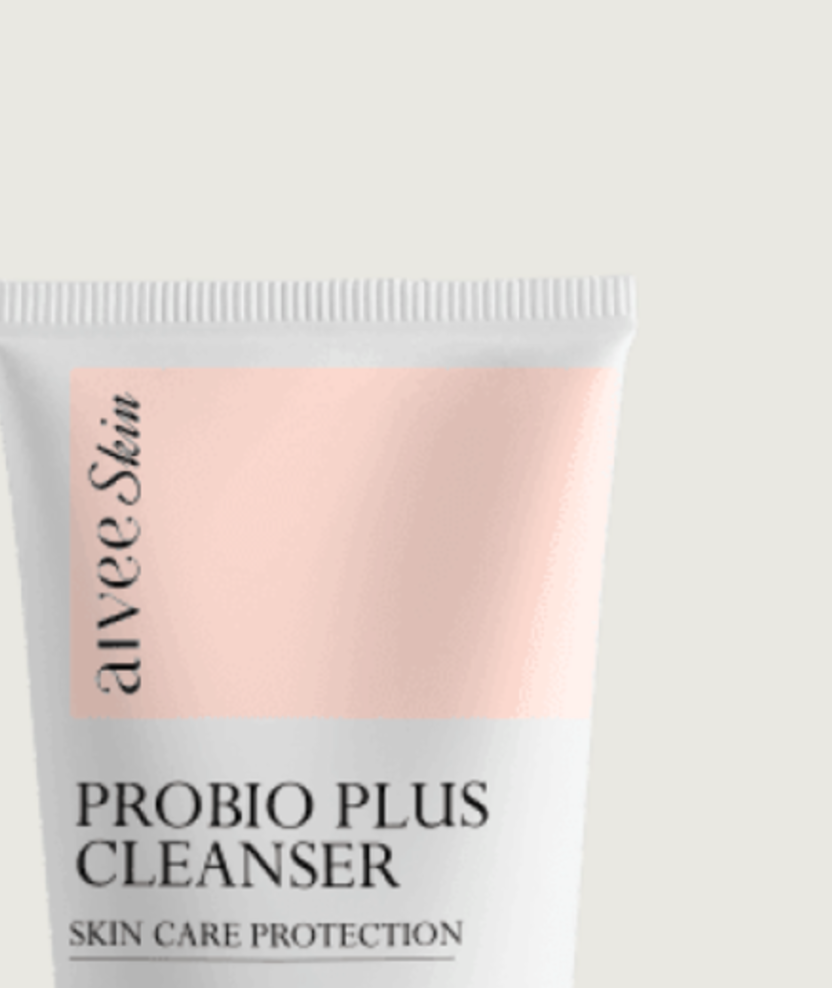 The upper body and cap of the Soothing Clay Mask tube