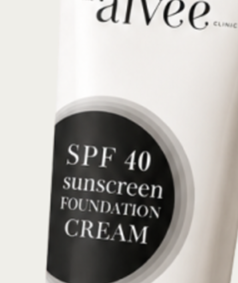 A closer view of the Sunscreen Gel SPF50 label and its sun protection seal